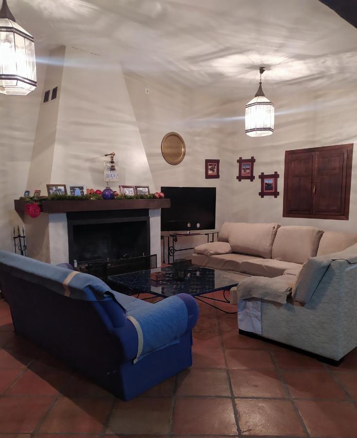 Casa Rural La Noria Los Palacios Y Villafranca Ngoại thất bức ảnh